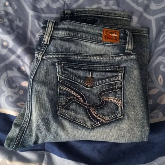 Lei Juniors Jeans Lei Sophia Bootcut Jeans LEI Sophia Hiphugger